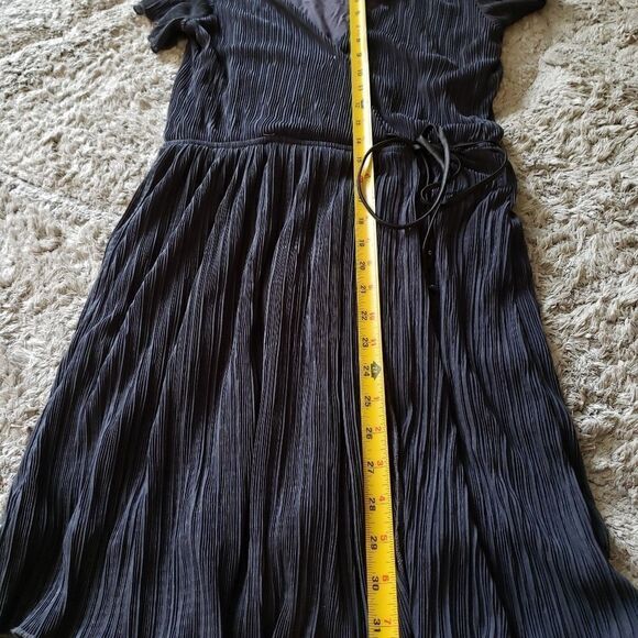 Leith Dress  - Picture 2 of 6